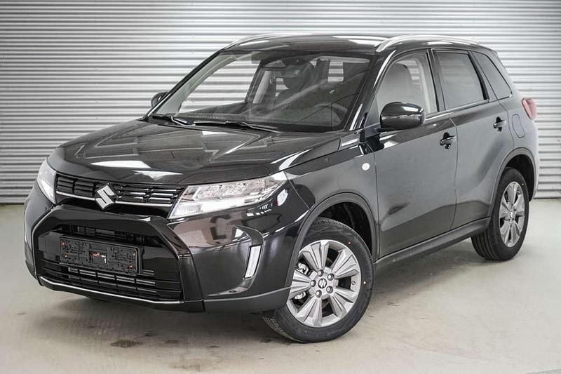 Cosmic black metallic (zce) Neu 2025 Suzuki Vitara GL SUV | 22.090 € (Superpreis) - Bild 1/2