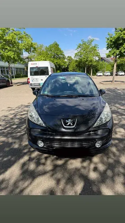 Gebraucht Peugeot 207 CC Access 120 PS (88 kW) 2009 Schwarz Cabrio