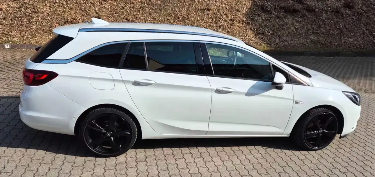 Gebraucht Opel Astra Ultimate 150 PS (110 kW) 2018 Weiß Kombi