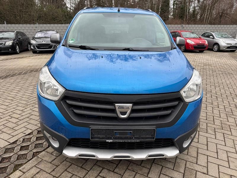 Gebraucht Dacia Lodgy Stepway 107 PS (78 kW) 2015 Blau Van / Kleinbus