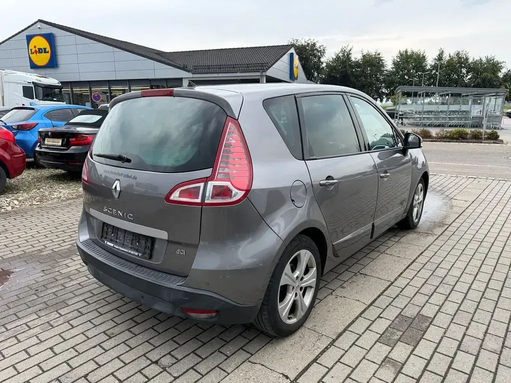 Gebraucht Renault Scénic III Dynamique 106 PS (77 kW) 2010 Grau Van / Kleinbus