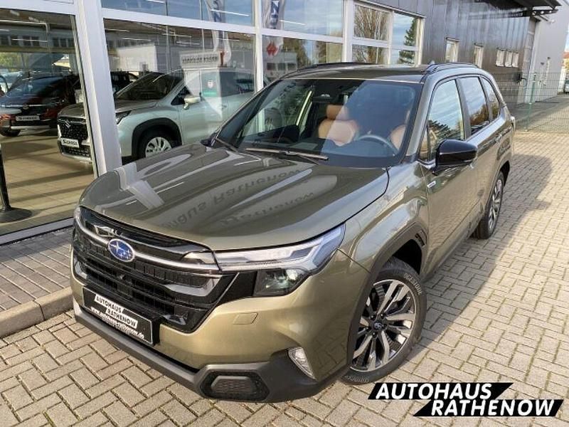 Neu Subaru Forester Platinum 152 PS (111 kW) 2025 Autumn green met. SUV