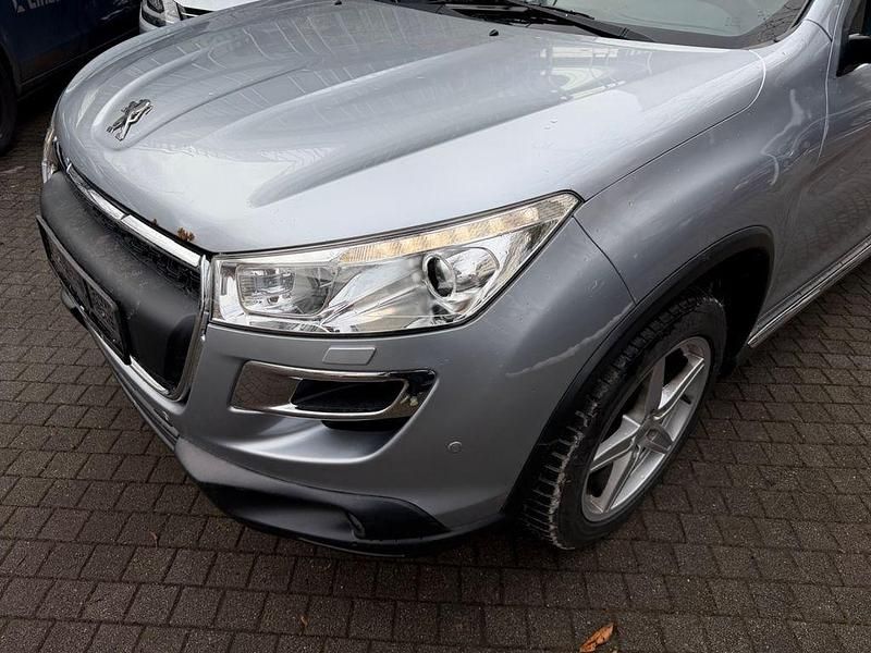 Gebraucht Peugeot 4008 Allure 150 PS (110 kW) 2013 Grau SUV