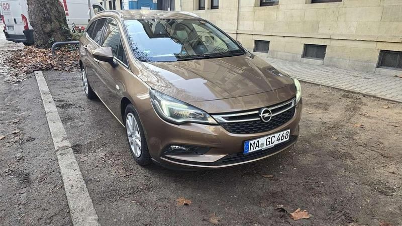 Bronze Gebraucht 2017 Opel Astra Edition Kombi | 7.850 € (Teuer) - Bild 1/4