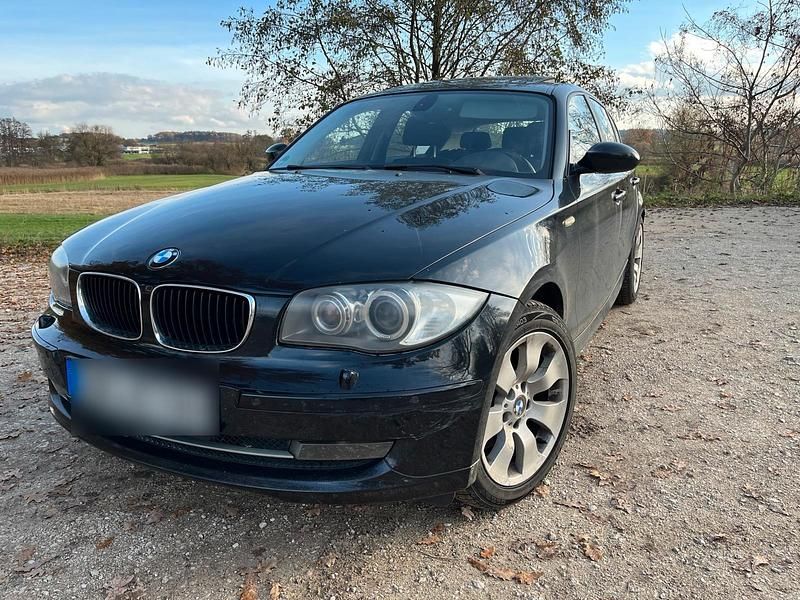 Schwarz Gebraucht 2008 BMW 123 Kleinwagen | 8.500 € (Fairer Preis) - Bild 1/4