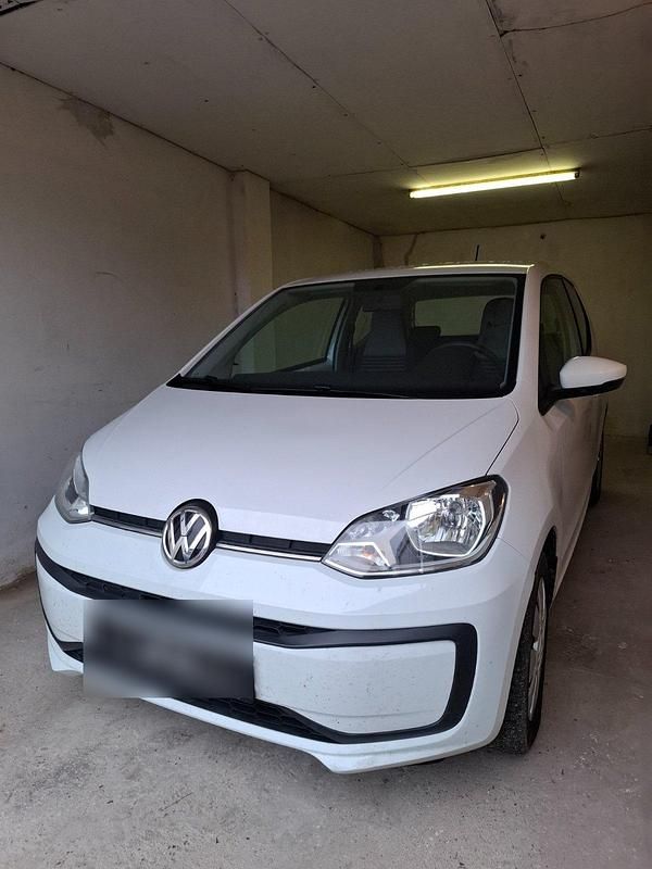 Weiß Gebraucht 2018 VW up! Kleinwagen | 6.599 € (Guter Preis) - Bild 1/4