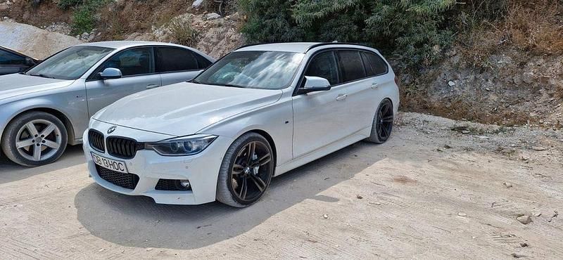 Weiß Gebraucht 2014 BMW 325 Sport Line Kombi | 14.400 € - Bild 1/4