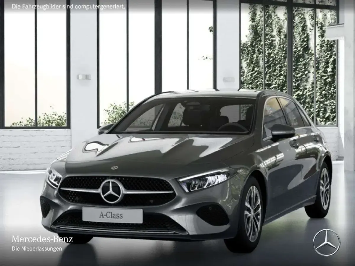 Gebraucht Mercedes A200 Advanced 163 PS (119 kW) 2025 Grau Limousine