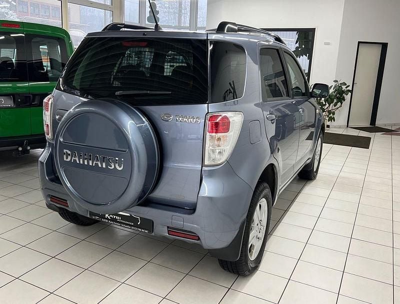Gebraucht Daihatsu Terios 105 PS (77 kW) 2011 Grau SUV
