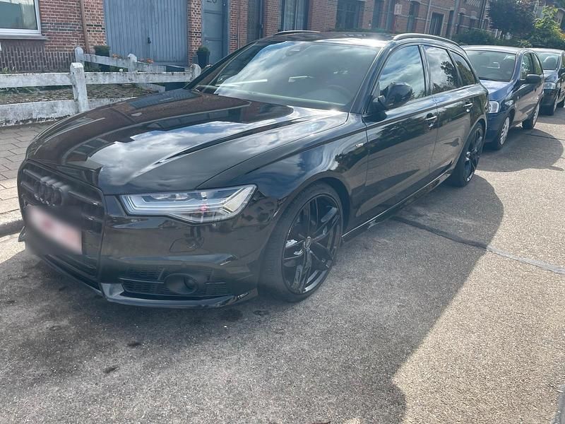 Schwarz Gebraucht 2018 Audi A6 S-Line Kombi | 19.800 € (Superpreis) - Bild 1/4