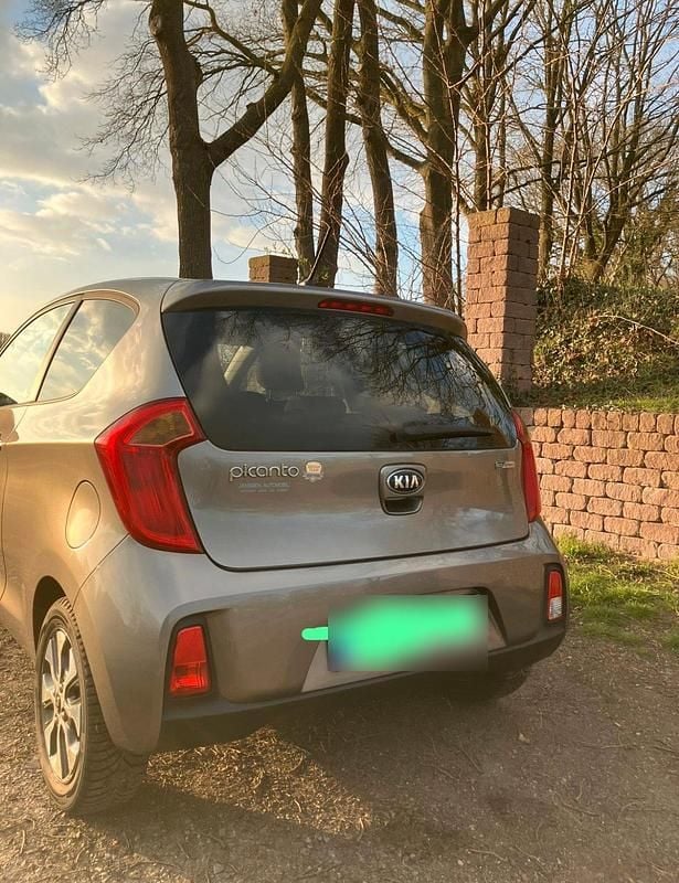 Gebraucht Kia Picanto 67 PS (49 kW) 2016 Grau Kleinwagen