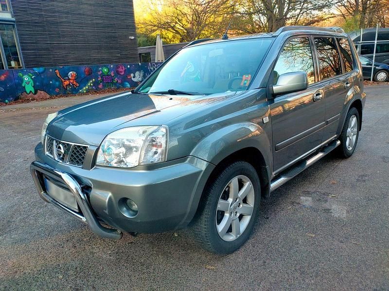 Grau Gebraucht 2006 Nissan X-Trail SUV | 4.250 € (Fairer Preis) - Bild 1/4