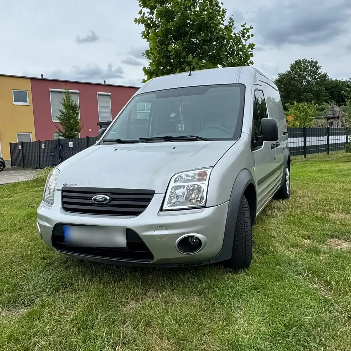 Gebraucht Ford Transit Connect 90 PS (66 kW) 2010 Silber Van / Kleinbus