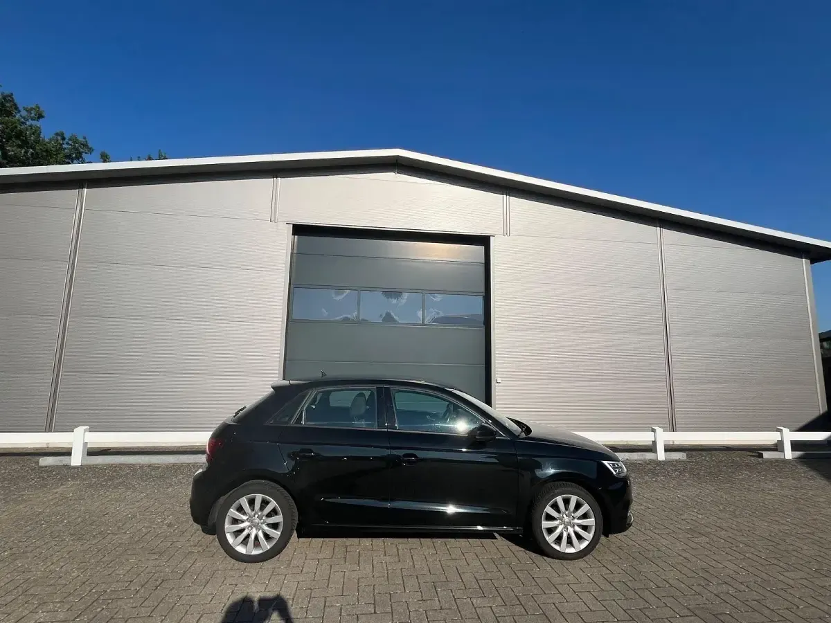 Gebraucht Audi A1 Sportback Sport 90 PS (66 kW) 2017 Schwarz Kleinwagen