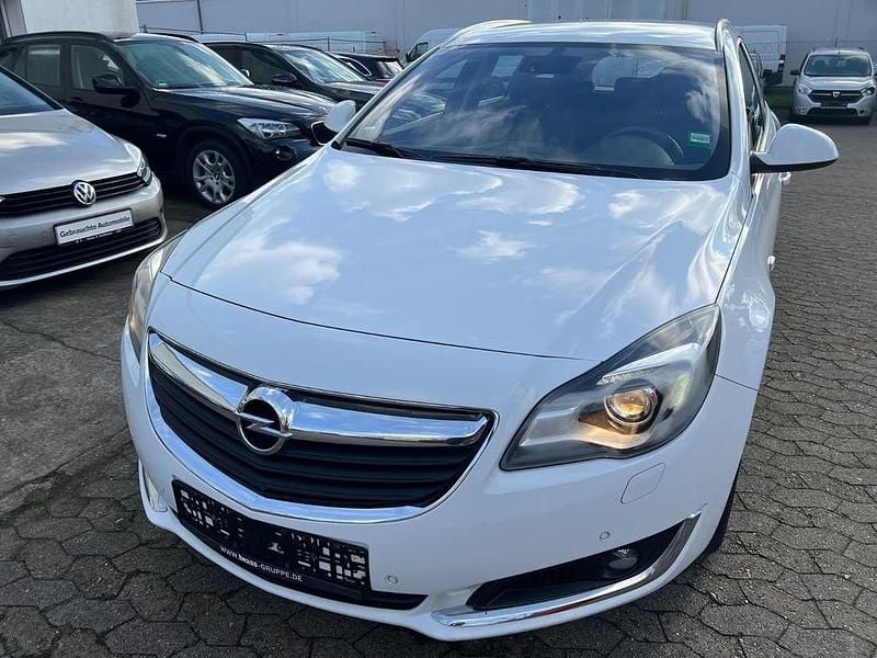 Gebraucht Opel Insignia Edition 170 PS (125 kW) 2016 Weiß Limousine
