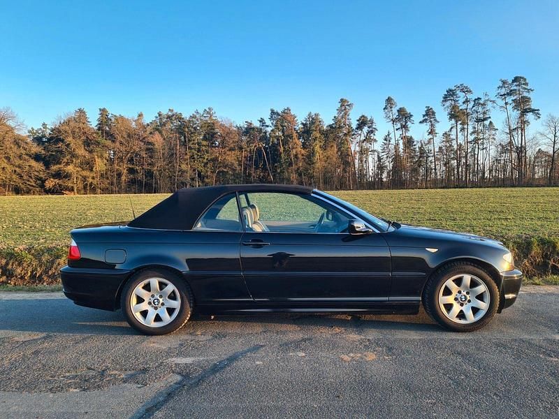 Gebraucht BMW 320 Cabriolet 170 PS (125 kW) 2004 Schwarz Cabrio