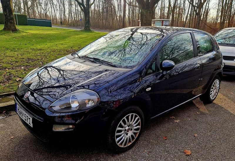 Gebraucht Fiat Punto 73 PS (53 kW) 2012 Kleinwagen
