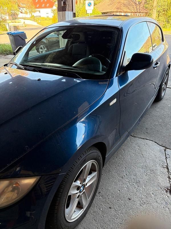 Gebraucht BMW 118 143 PS (105 kW) 2011 Blau Kleinwagen
