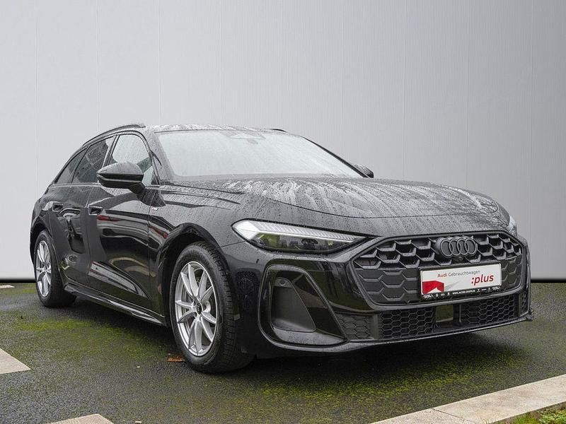 Gebraucht Audi A5 Ambiente 204 PS (150 kW) 2025 Mythosschwarz metallic Coupé