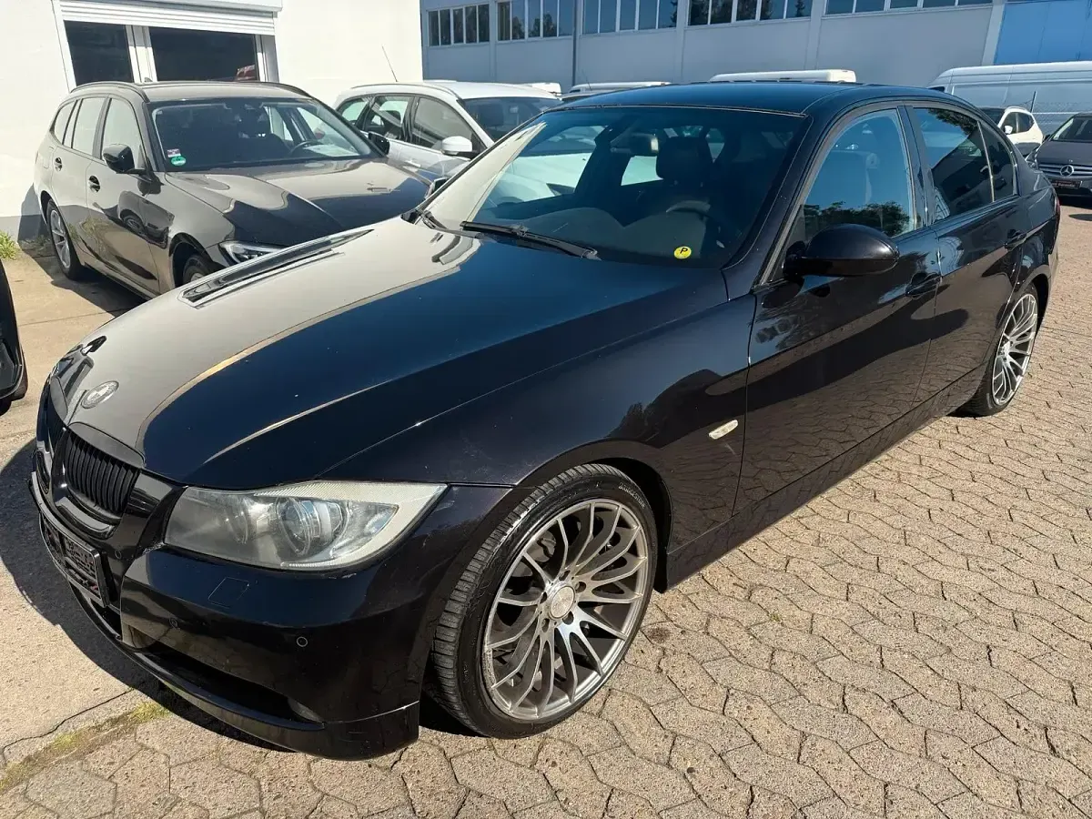 Gebraucht BMW 330 258 PS (189 kW) 2007 Limousine