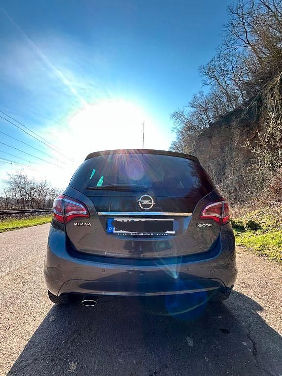 Gebraucht Opel Meriva Innovation 140 PS (102 kW) 2016 Schwarz Van / Kleinbus
