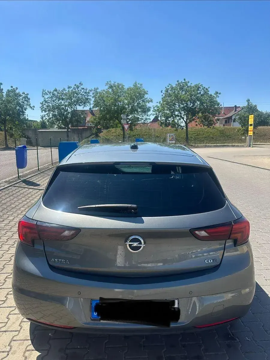 Gebraucht Opel Astra Dynamic 110 PS (80 kW) 2016 Grau Kombi