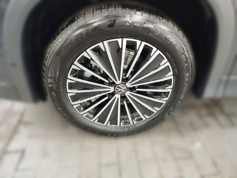 Neu VW Tayron Elegance 150 PS (110 kW) 2025 Grau SUV