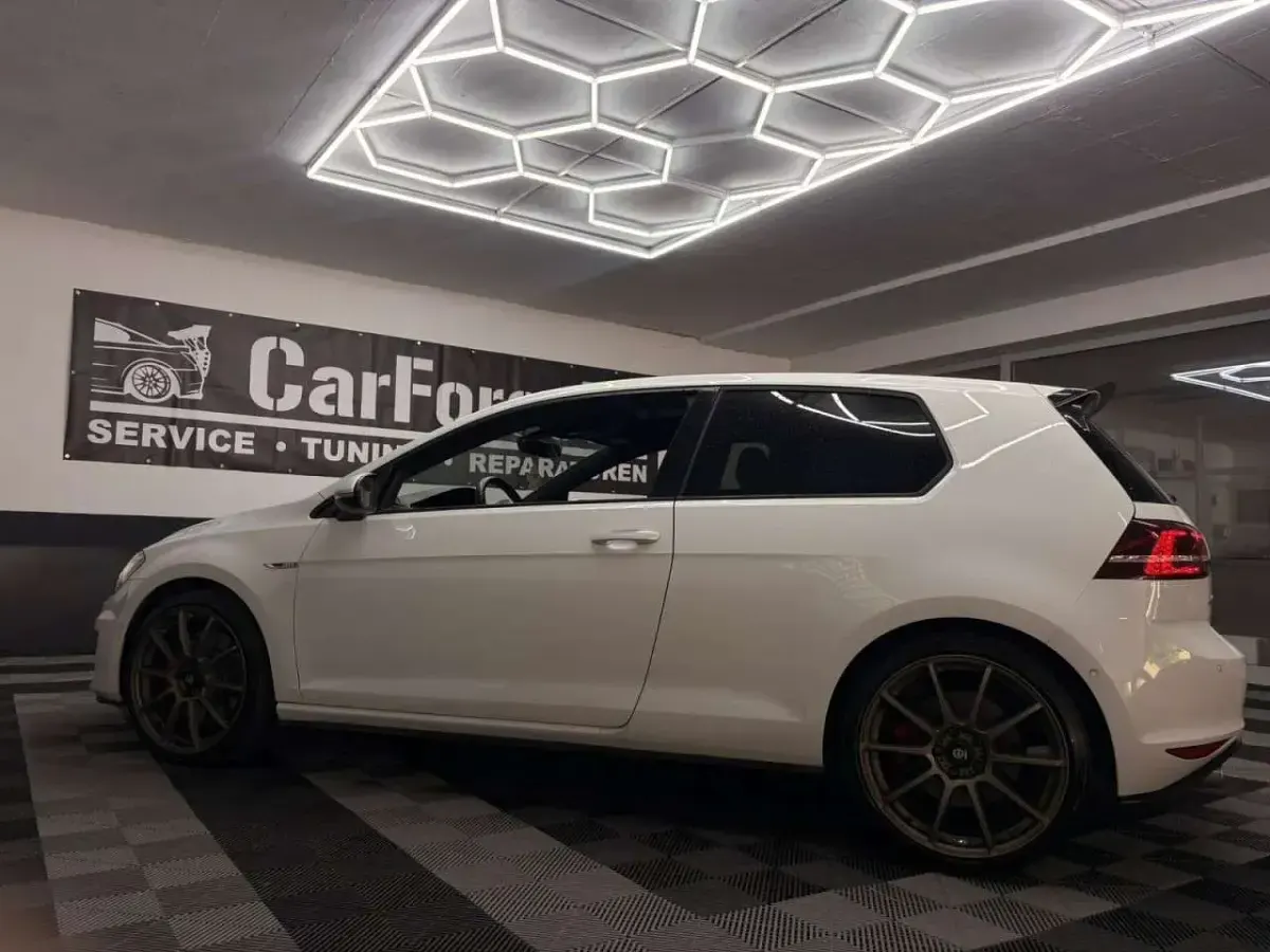 Gebraucht VW Golf GTI 230 PS (169 kW) 2016 Weiß Coupé