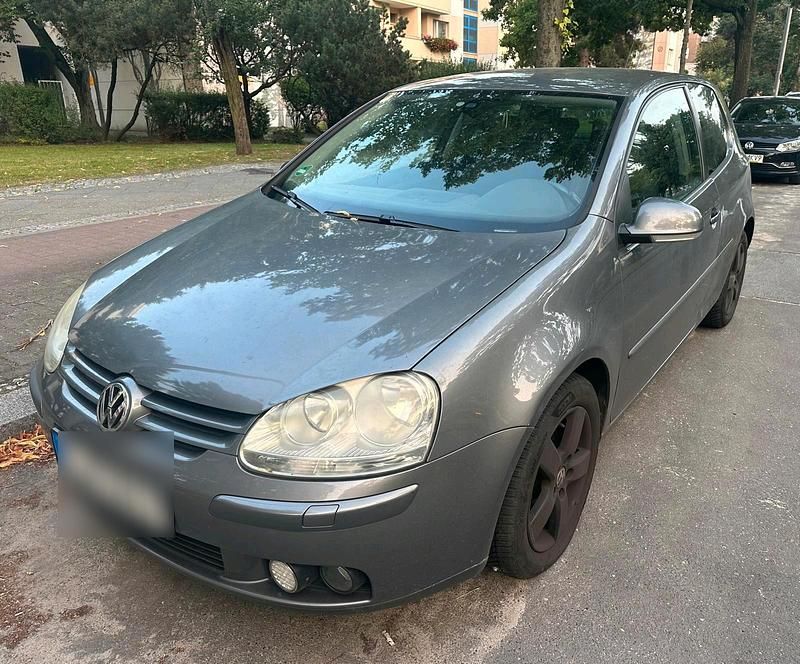 Grau Gebraucht 2008 VW Golf VI United Limousine | 1.500 € (Superpreis) - Bild 1/4
