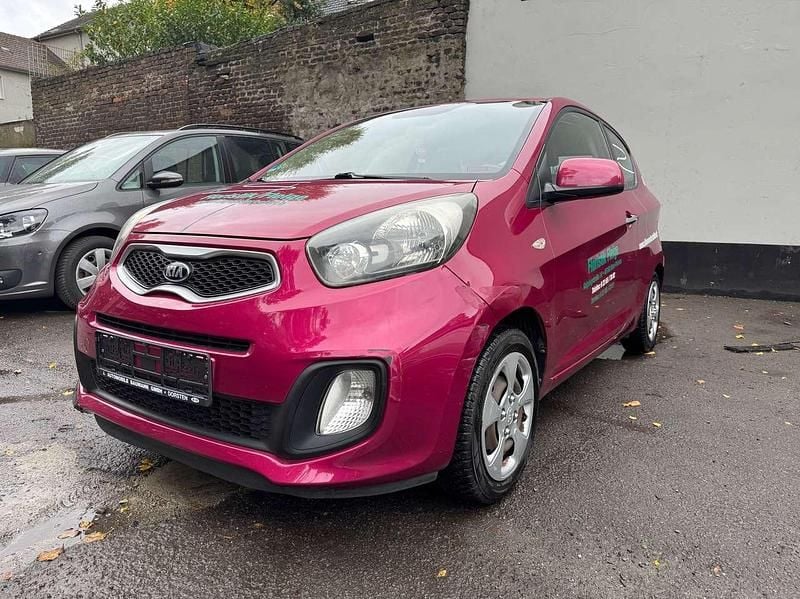 Cherry pink Gebraucht 2013 Kia Picanto DREAM-TEAM Edition Kleinwagen | 2.200 € (Fairer Preis) - Bild 1/4