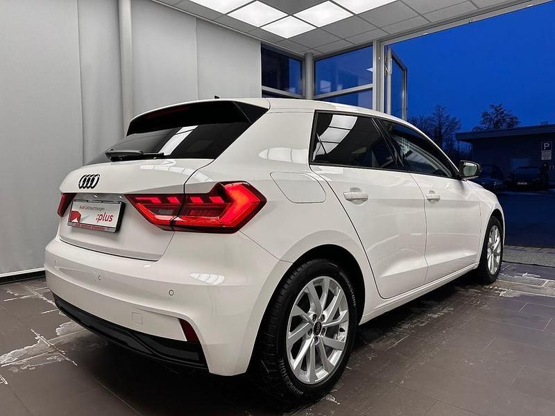 Gebraucht Audi A1 Sportback Sport 95 PS (69 kW) 2024 Weiß Kleinwagen