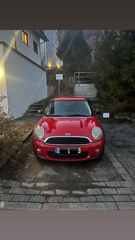Rot Gebraucht 2011 Mini ONE Kleinwagen | 3.300 € (Guter Preis) - Bild 1/4