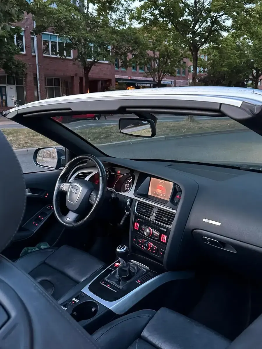 Gebraucht Audi A5 Cabriolet S-Line 177 PS (130 kW) 2009 Blau Cabrio