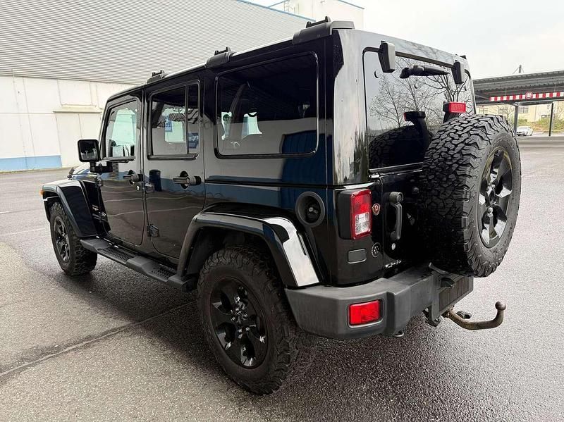Gebraucht Jeep Wrangler Limited 200 PS (147 kW) 2014 Black clear coat SUV