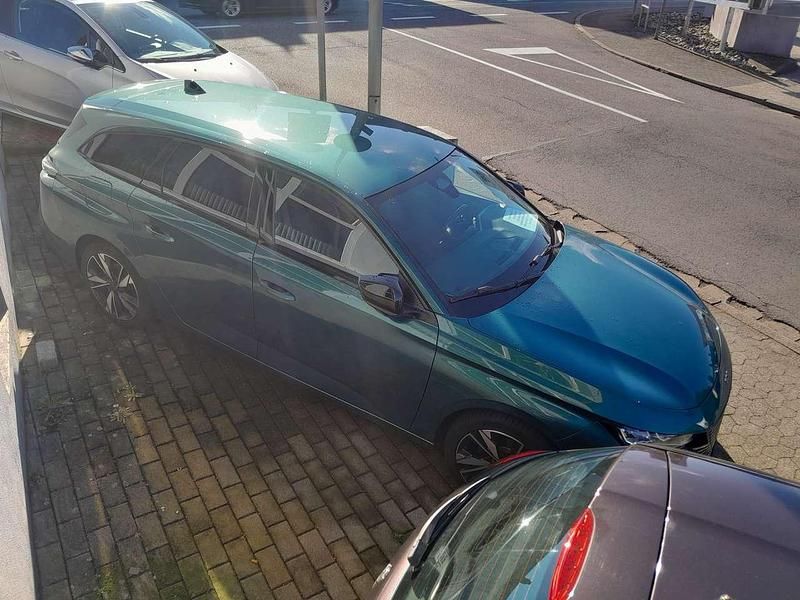 Gebraucht Peugeot 308 SW Allure 131 PS (96 kW) 2023 Avatar blau Kombi