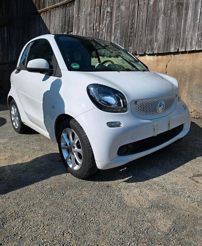 Gebraucht 2014 Smart ForTwo Coupé Kleinwagen | 4.600 € (Fairer Preis) - Bild 1/4