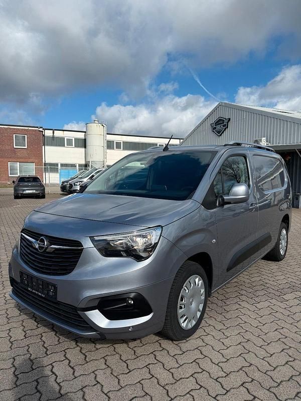Second-hand Opel Combo Edition 131 CP (96 kW) 2020 Gri Monovolum