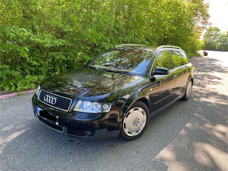 Schwarz Gebraucht 2002 Audi A4 Performance Kombi | 1.550 € (Fairer Preis) - Bild 1/4