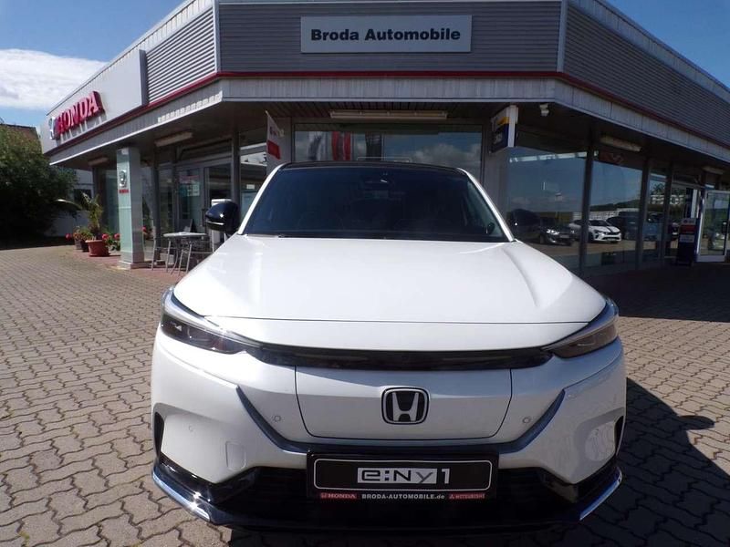 Neu Honda e:Ny1 Advance 150 kW (204 PS) 2025 Platinum white p SUV