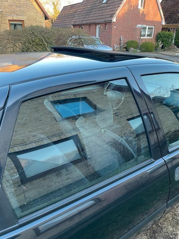 Gebraucht Opel Vectra 71 PS (52 kW) 1995 Schwarz Limousine