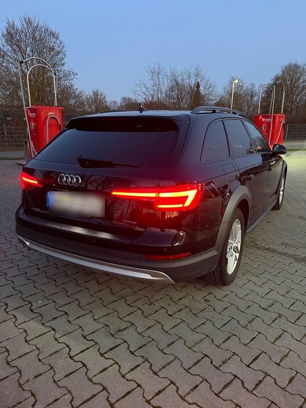 Gebraucht Audi A4 Allroad Ambiente 272 PS (200 kW) 2016 Schwarz Kombi