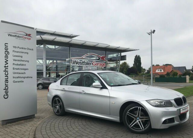 Gebraucht BMW 318 143 PS (105 kW) 2010 Silber metallic Limousine