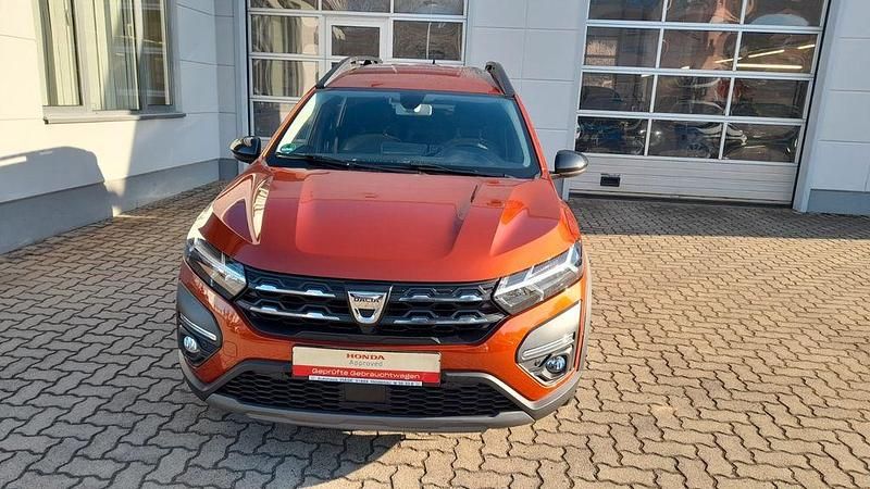 Gebraucht Dacia Jogger Extreme 101 PS (74 kW) 2022 Orange Van / Kleinbus