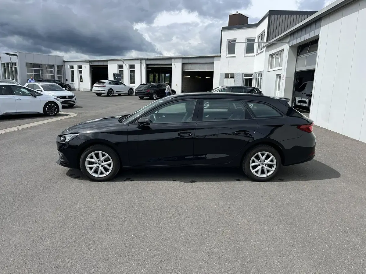 Gebraucht Seat Leon Style 150 PS (110 kW) 2023 Schwarz Kombi