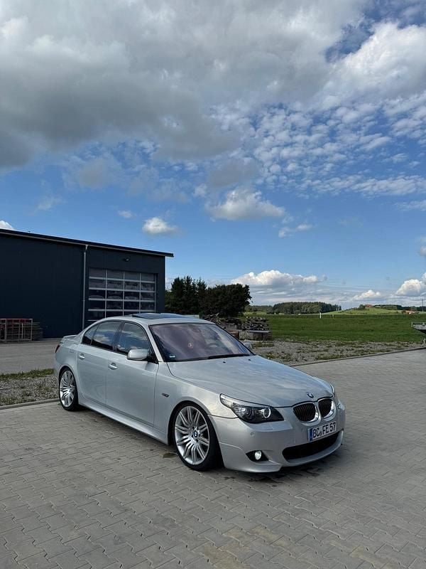 Silber Gebraucht 2007 BMW 535 M Sport Limousine | 16.700 € - Bild 1/4