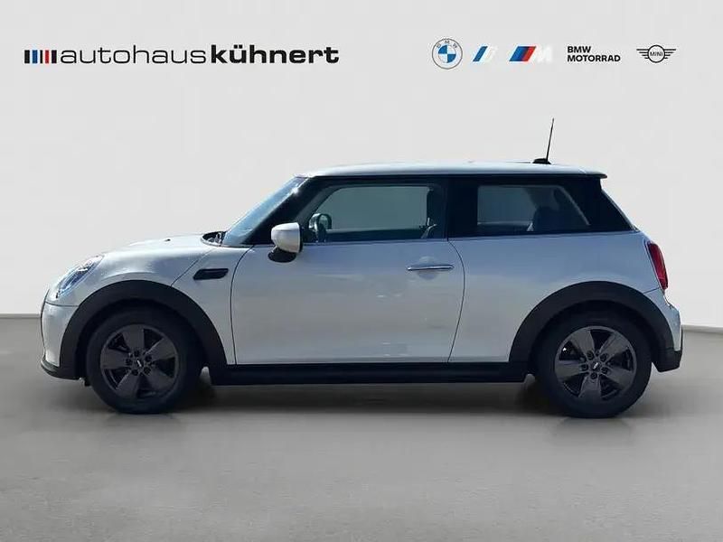 Gebraucht Mini Cooper Classic 136 PS (100 kW) 2023 Weiss Kleinwagen