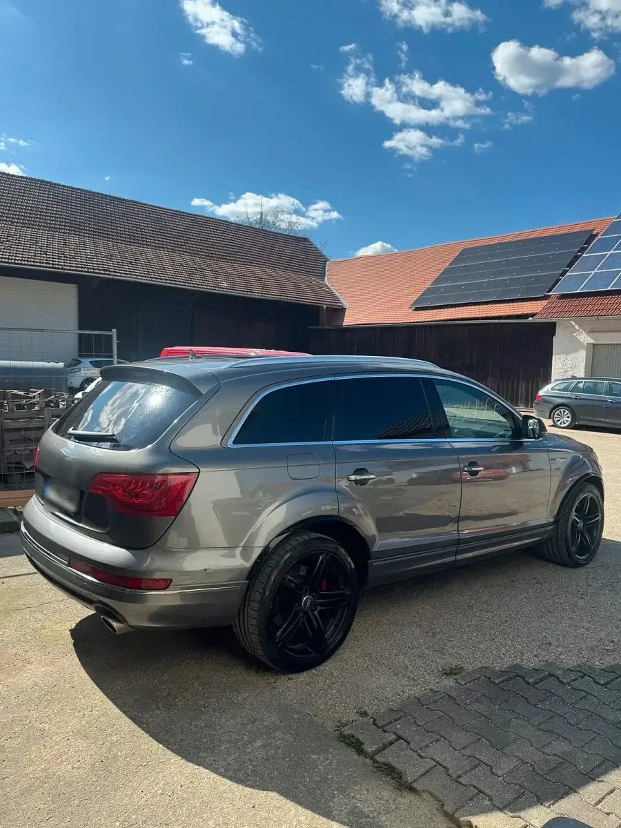 Gebraucht Audi Q7 S-Line 340 PS (250 kW) 2013 Grau SUV