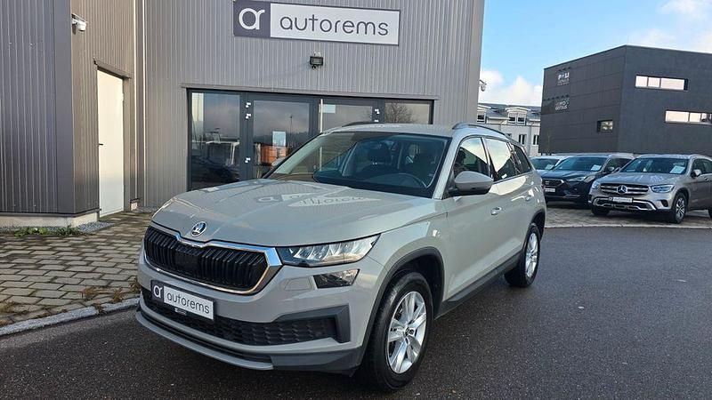 Grau Gebraucht 2022 Skoda Kodiaq Active SUV | 25.999 € (Superpreis) - Bild 1/4