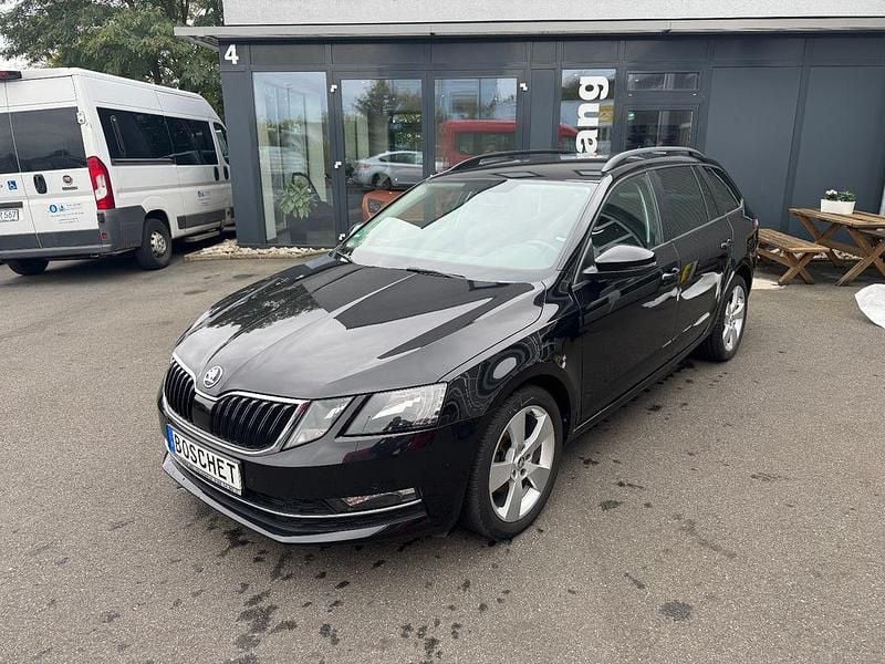 Schwarz Gebraucht 2019 Skoda Octavia Style Kombi | 16.450 € (Fairer Preis) - Bild 1/4
