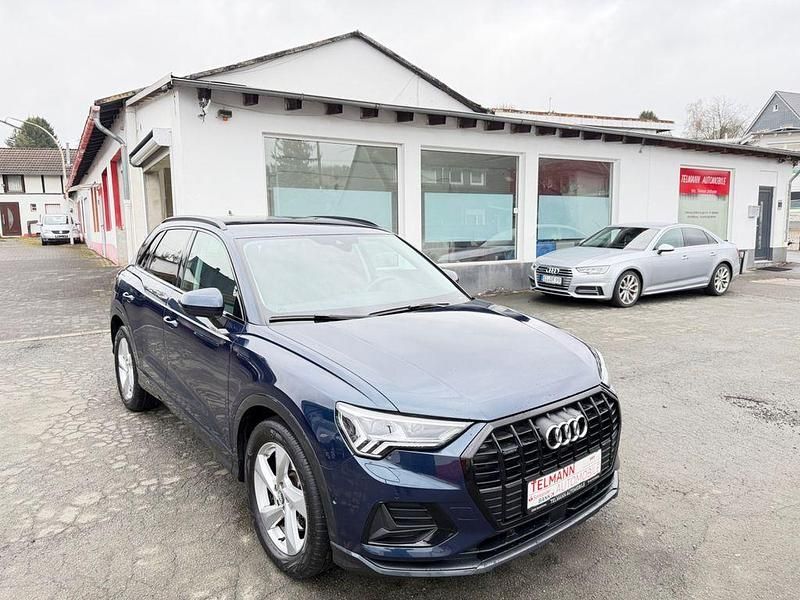 Gebraucht Audi Q3 Ambiente 190 PS (139 kW) 2019 Kosmosblau SUV